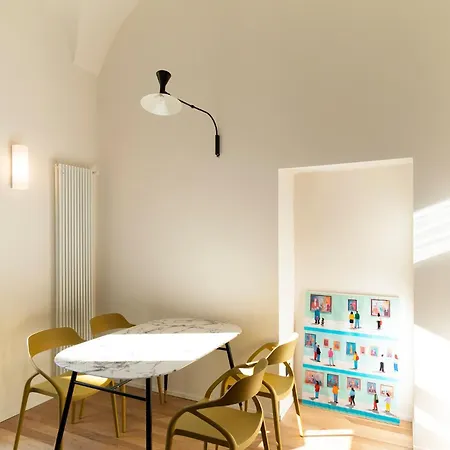 アパート Castello Urban Relais